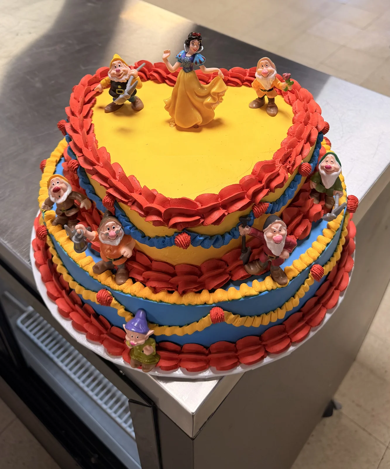 Heart Shaped Snow White Cake